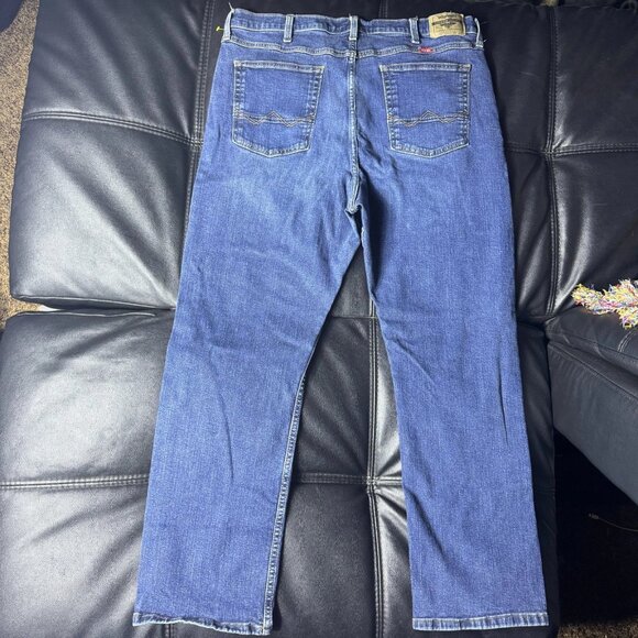 Wrangler Men's Bootcut Jeans Blue Denim Relaxed Fit Stretch 5-Pocket Size 40x32 - Picture 2 of 15